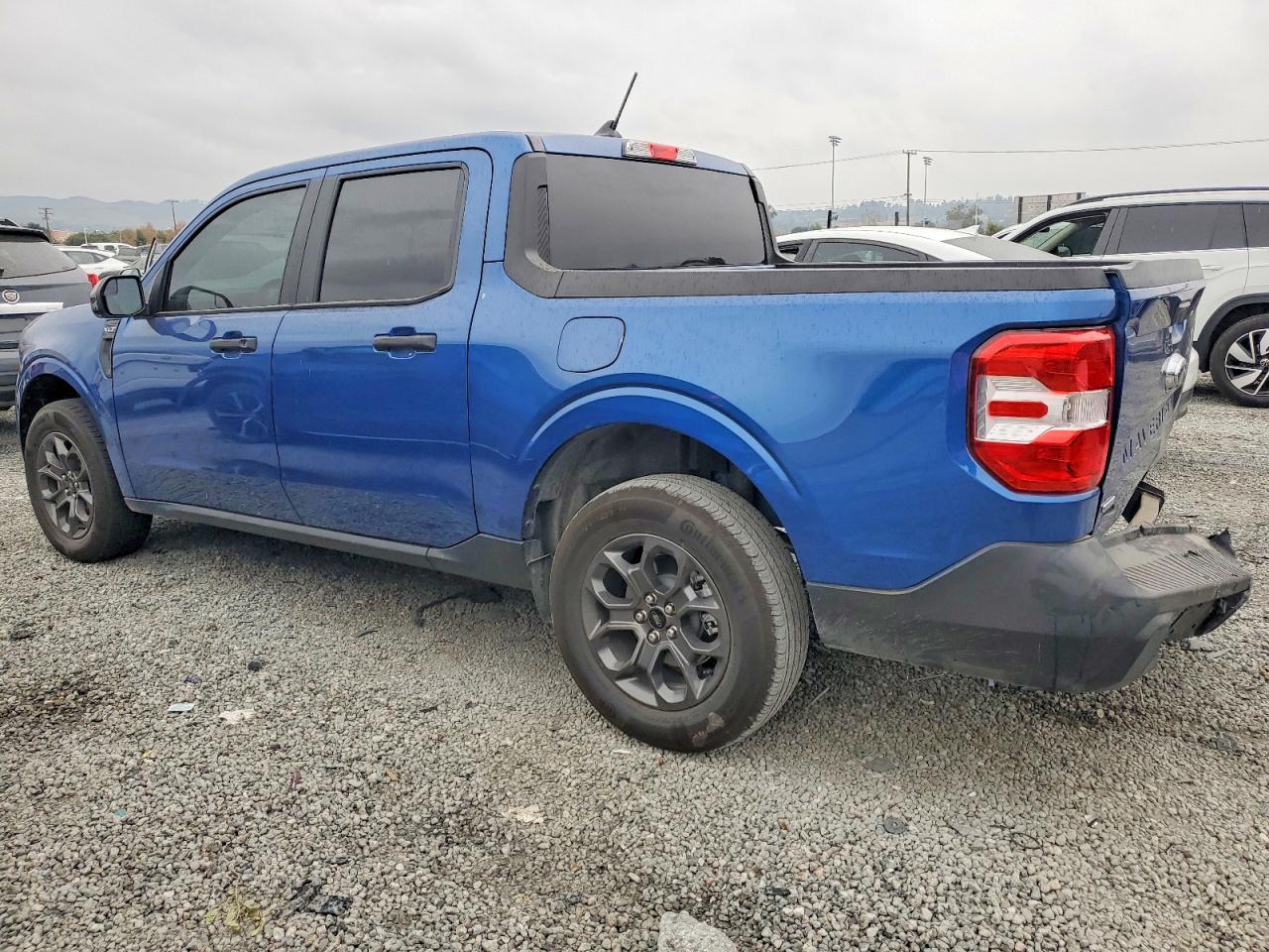 2024 FORD MAVERICK XLT photo 2