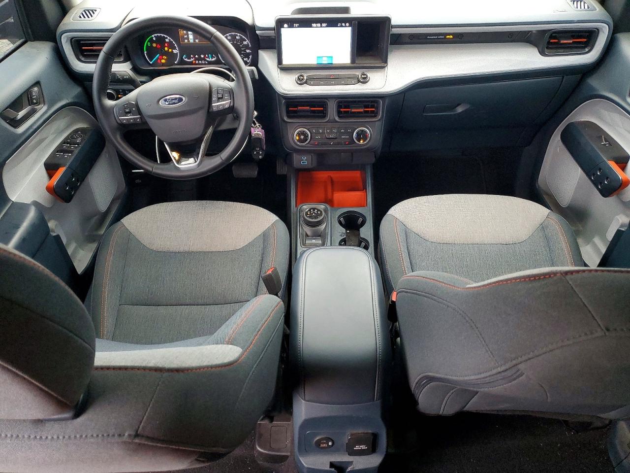 2024 FORD MAVERICK XLT photo 8