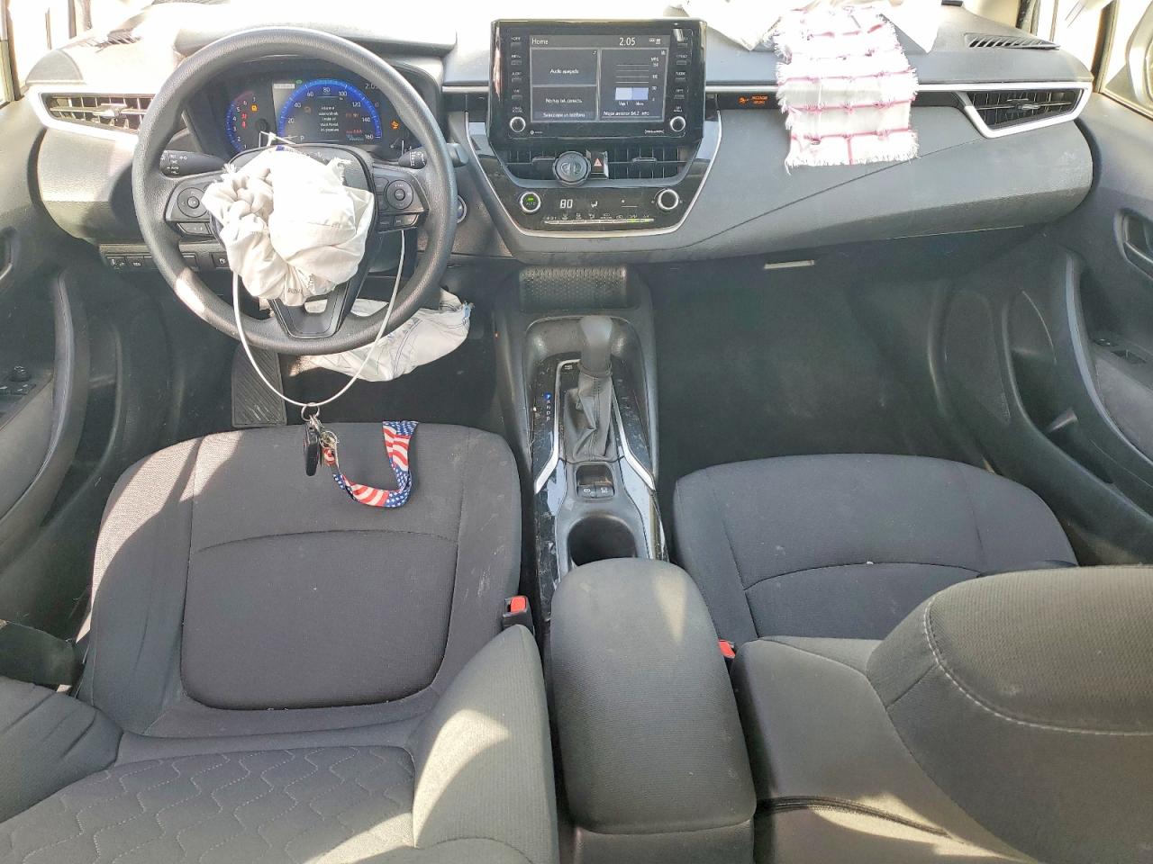 2022 TOYOTA COROLLA LE photo 8