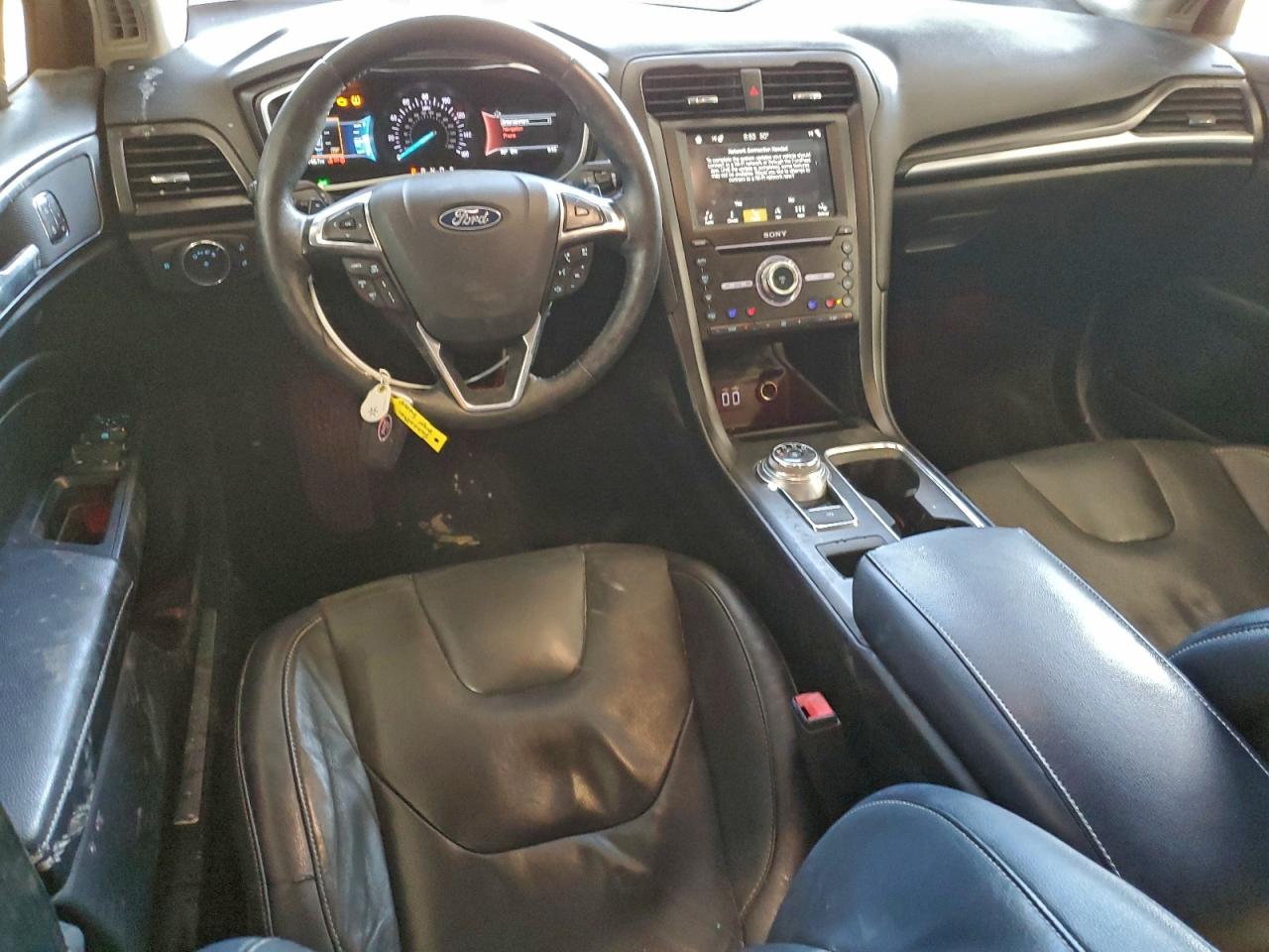 2019 FORD FUSION TITANIUM photo 8