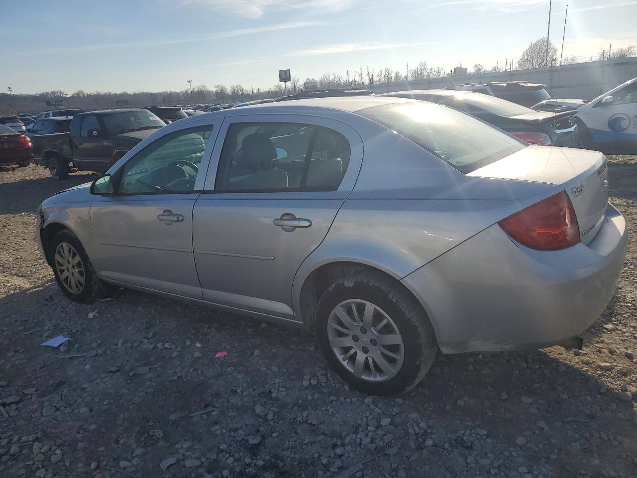 2010 CHEVROLET COBALT 1LT photo 2