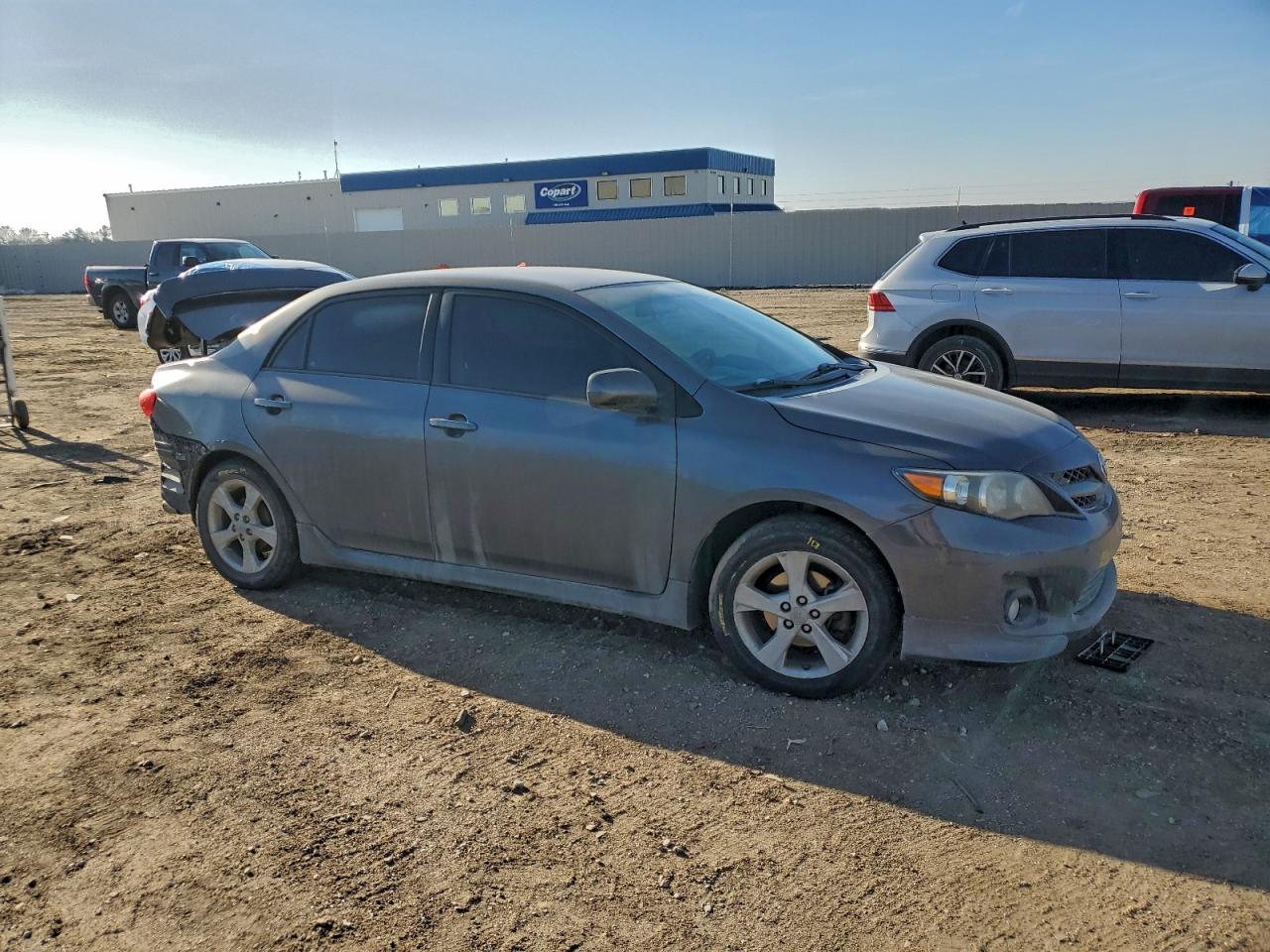 2013 TOYOTA COROLLA BASE photo 4