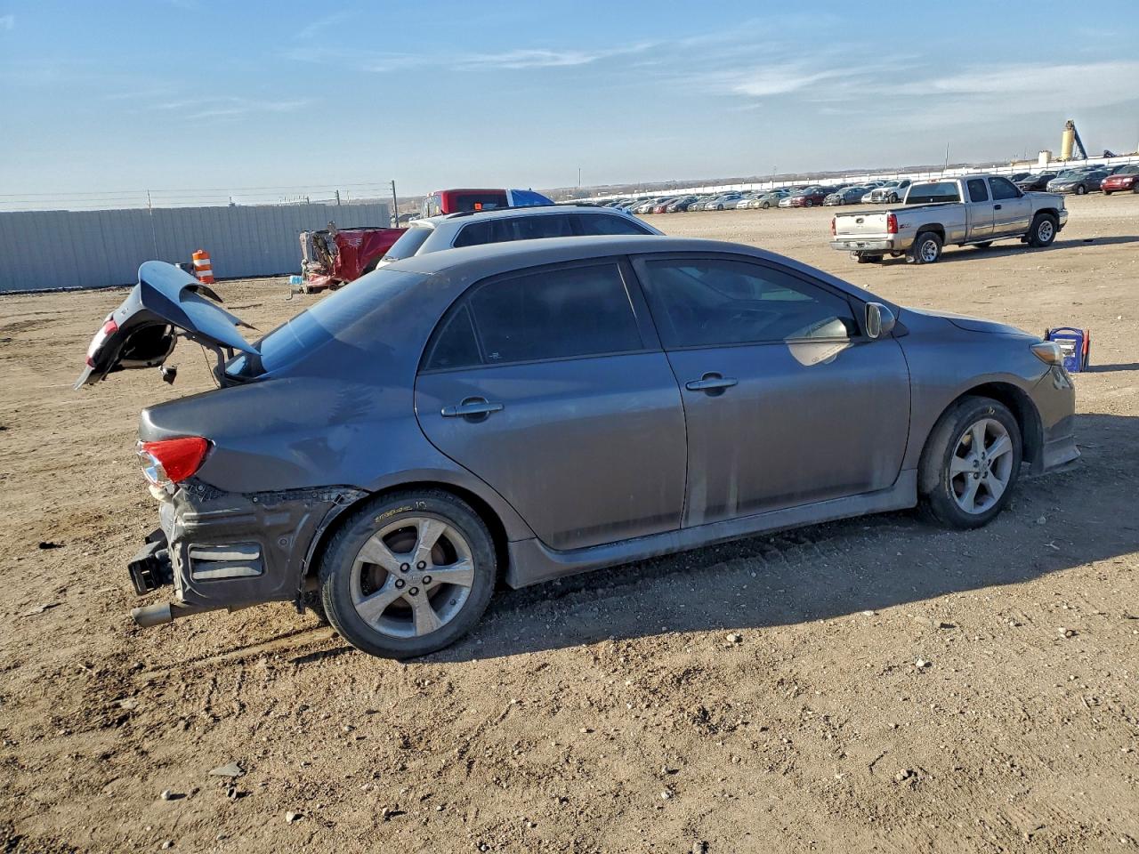 2013 TOYOTA COROLLA BASE photo 3