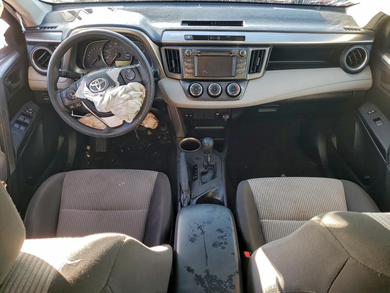 2013 TOYOTA RAV4 LE photo 8