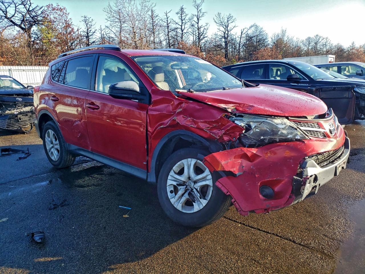 2013 TOYOTA RAV4 LE photo 4