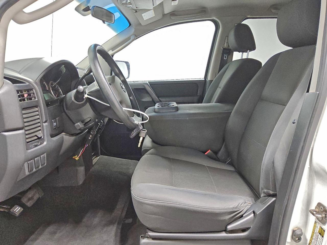 2009 NISSAN TITAN XE photo 7