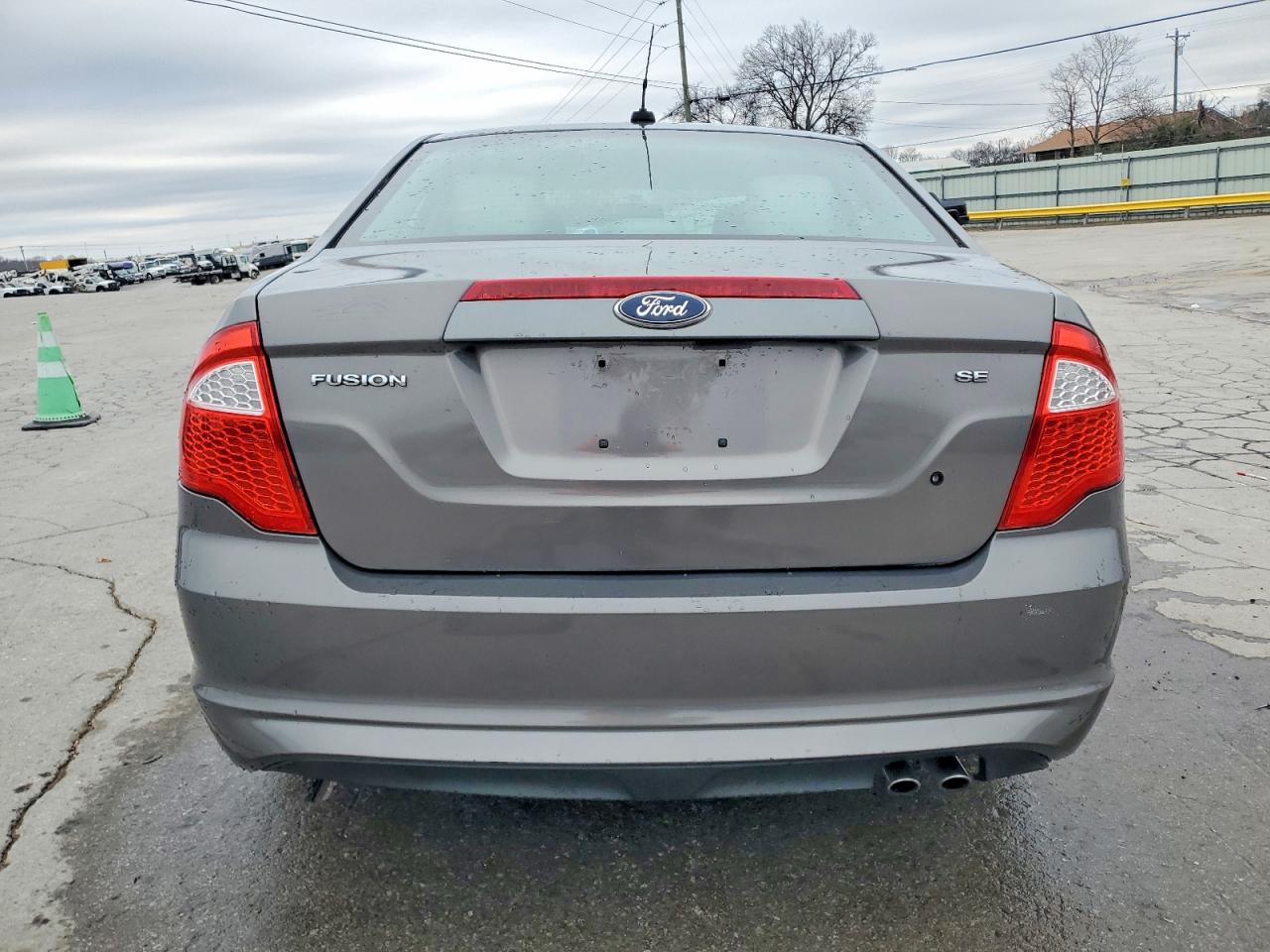 2011 FORD FUSION SE photo 6