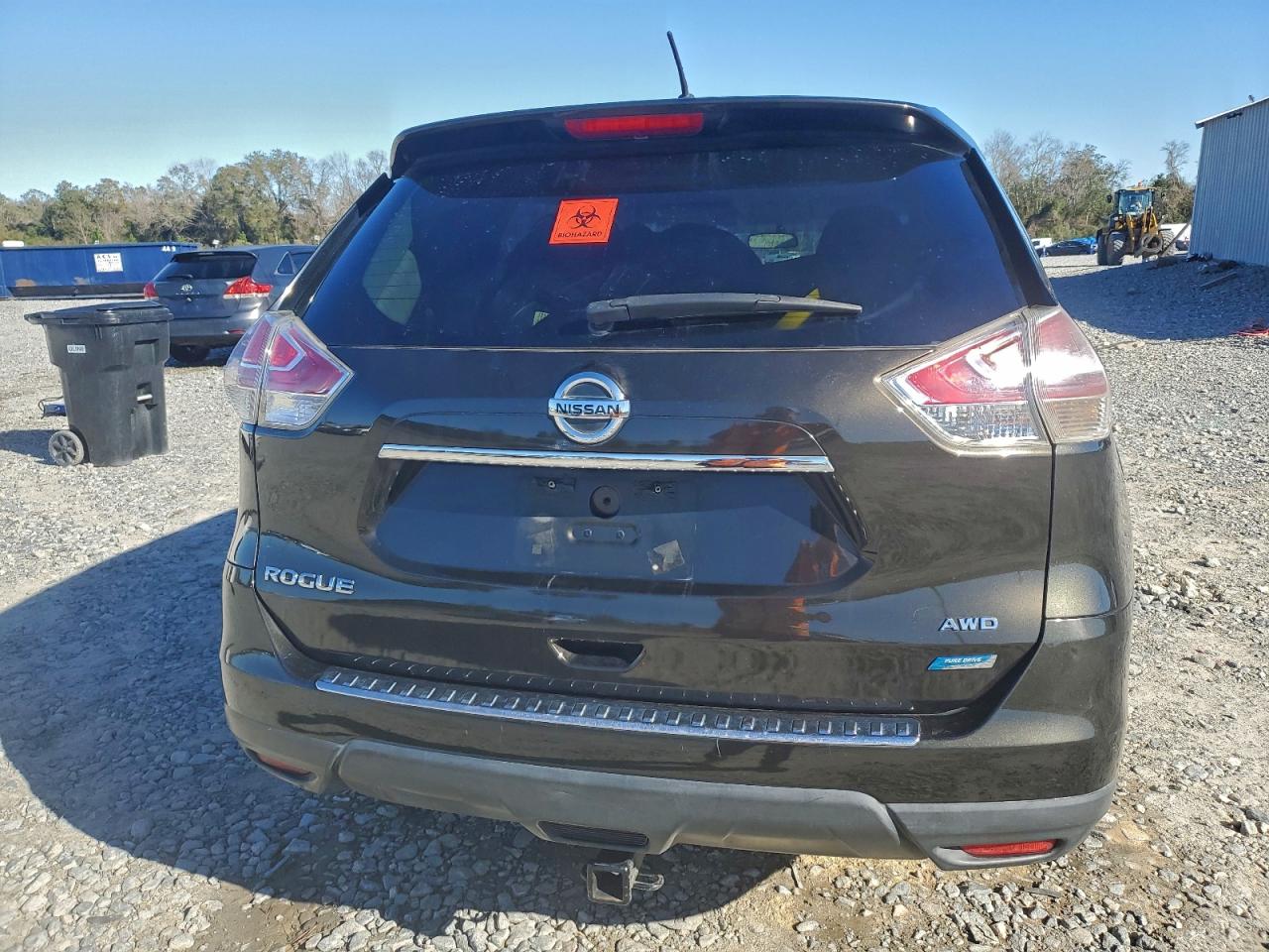 2014 NISSAN ROGUE S photo 6