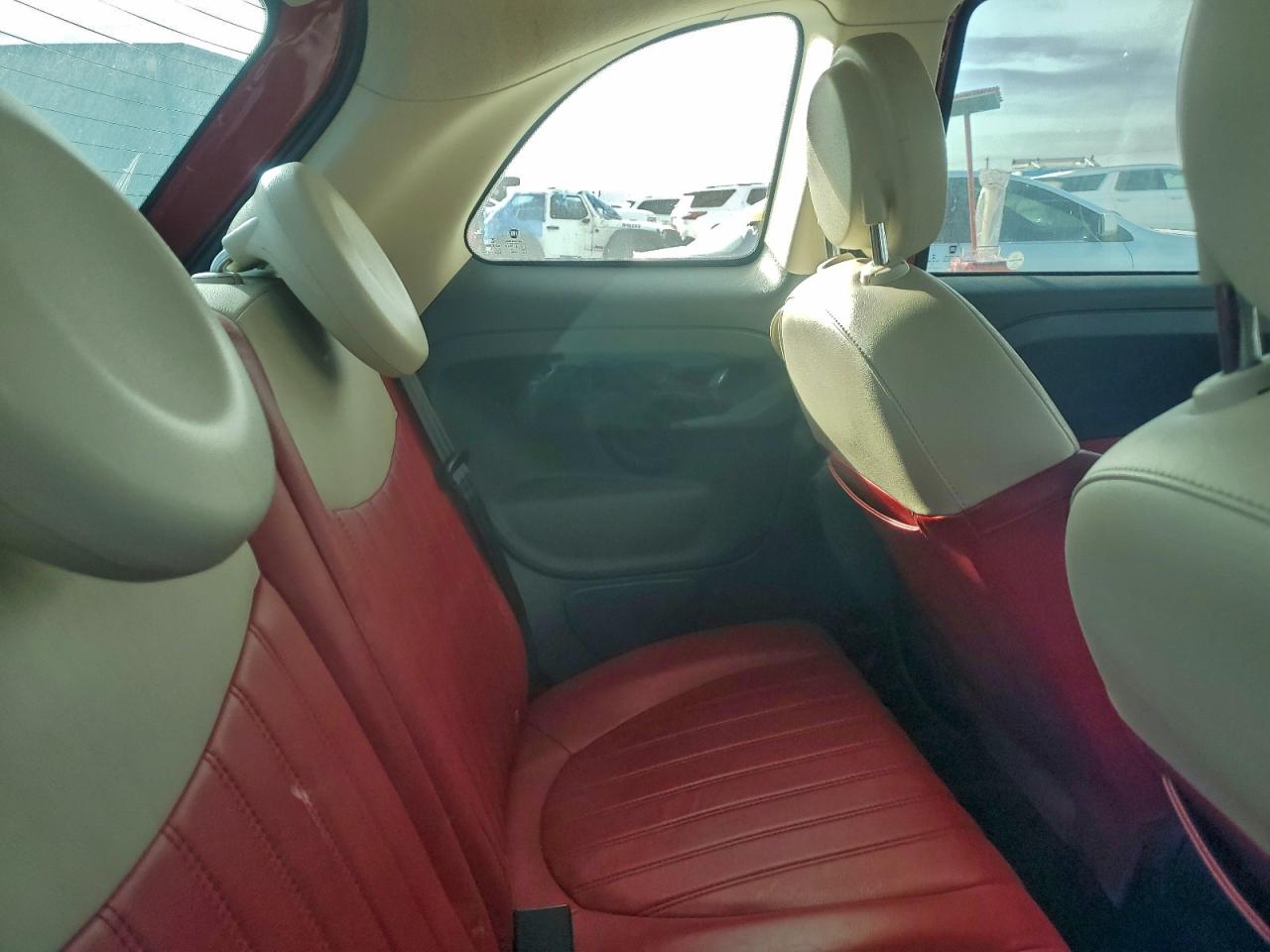 2014 FIAT 500 LOUNGE photo 10
