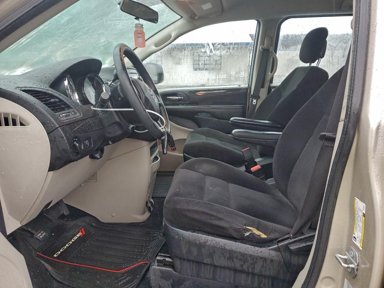 2015 DODGE GRAND CARAVAN SE photo 7