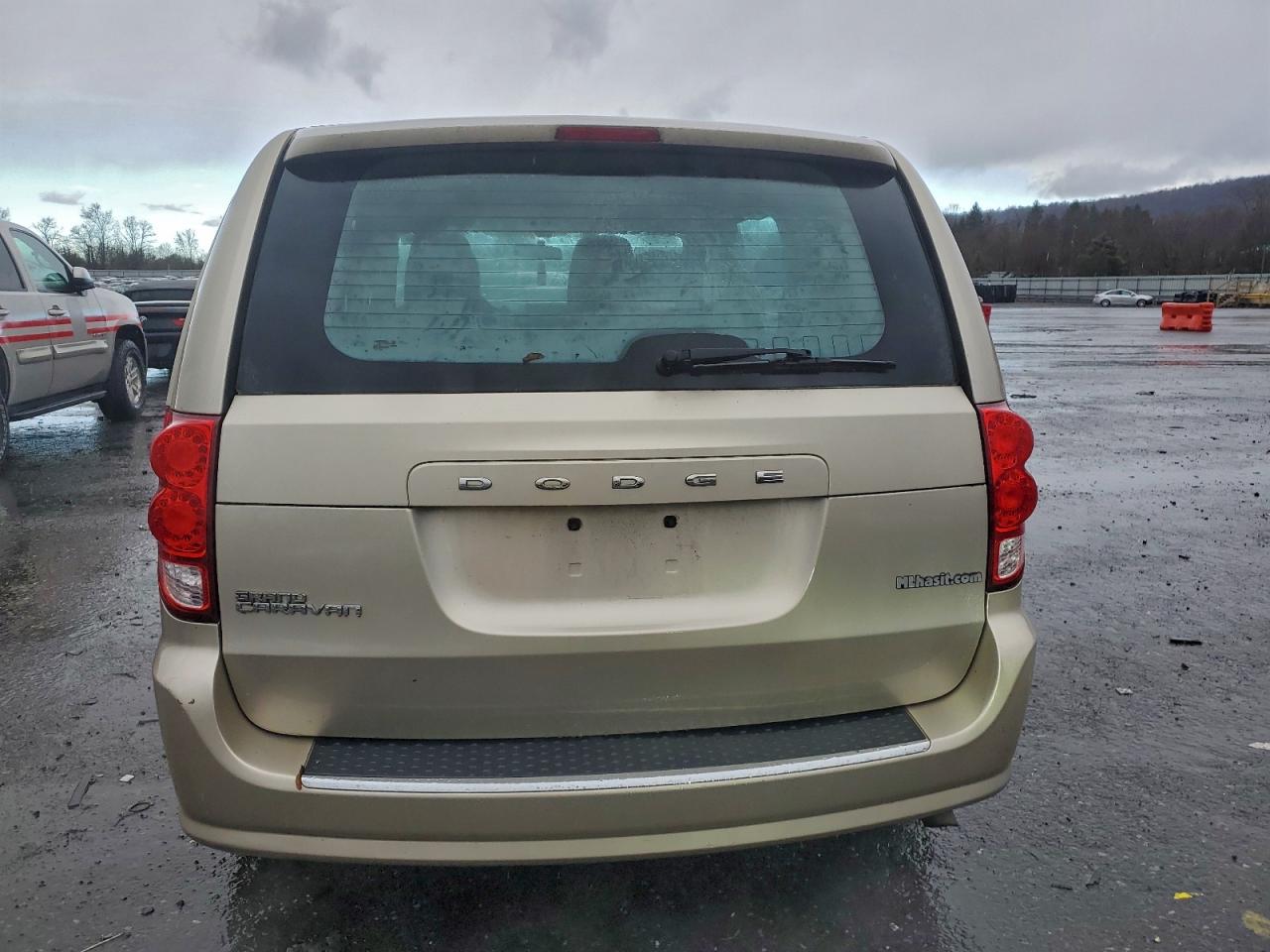 2015 DODGE GRAND CARAVAN SE photo 6