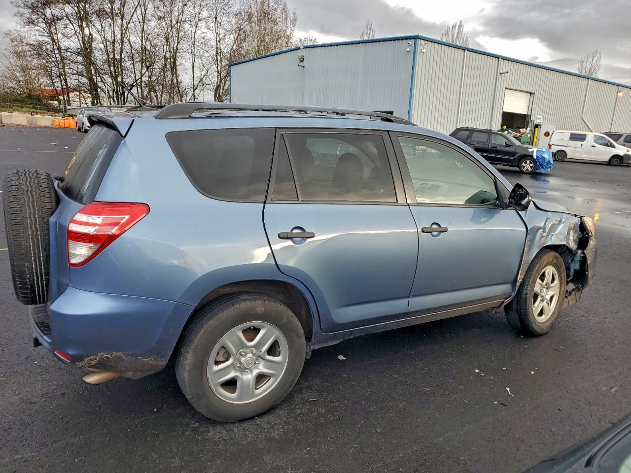 2012 TOYOTA RAV4 photo 3