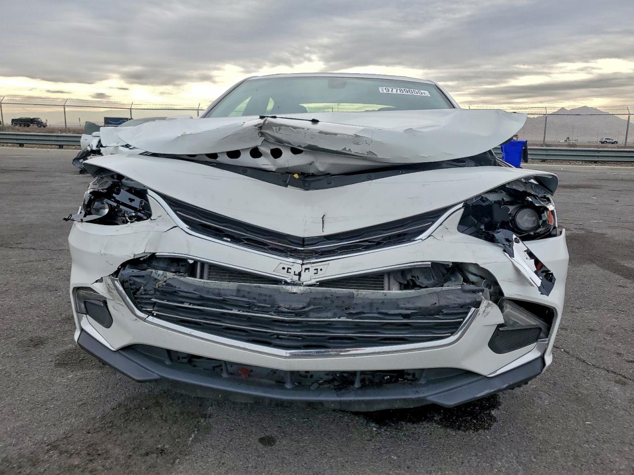 2018 CHEVROLET MALIBU LT photo 9