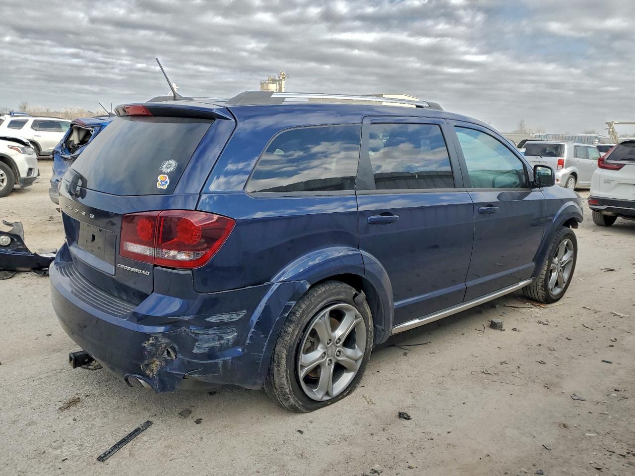 2017 DODGE JOURNEY CROSSROAD photo 3