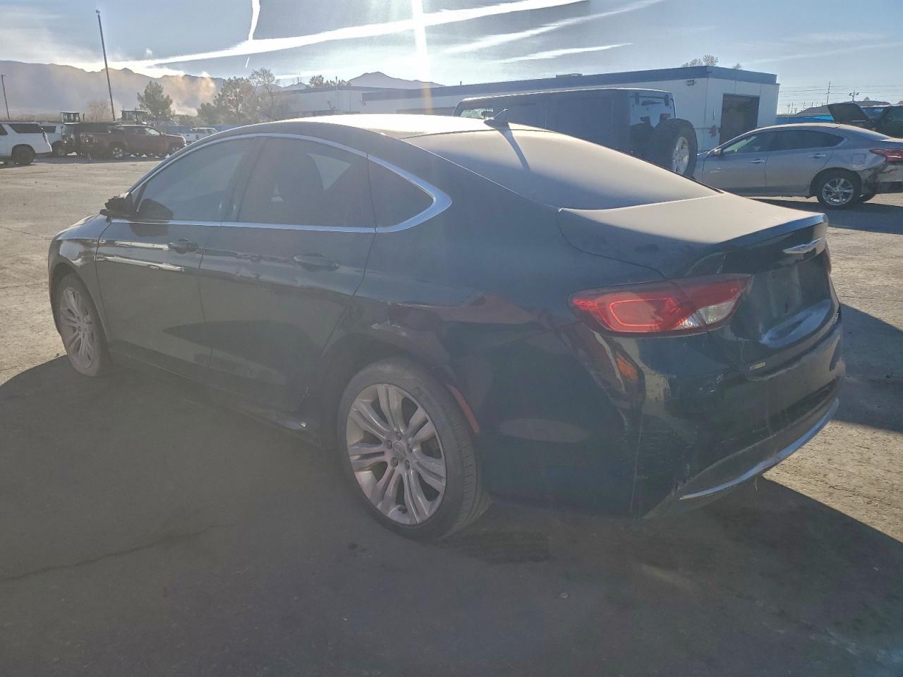 2016 CHRYSLER 200 LIMITED photo 2