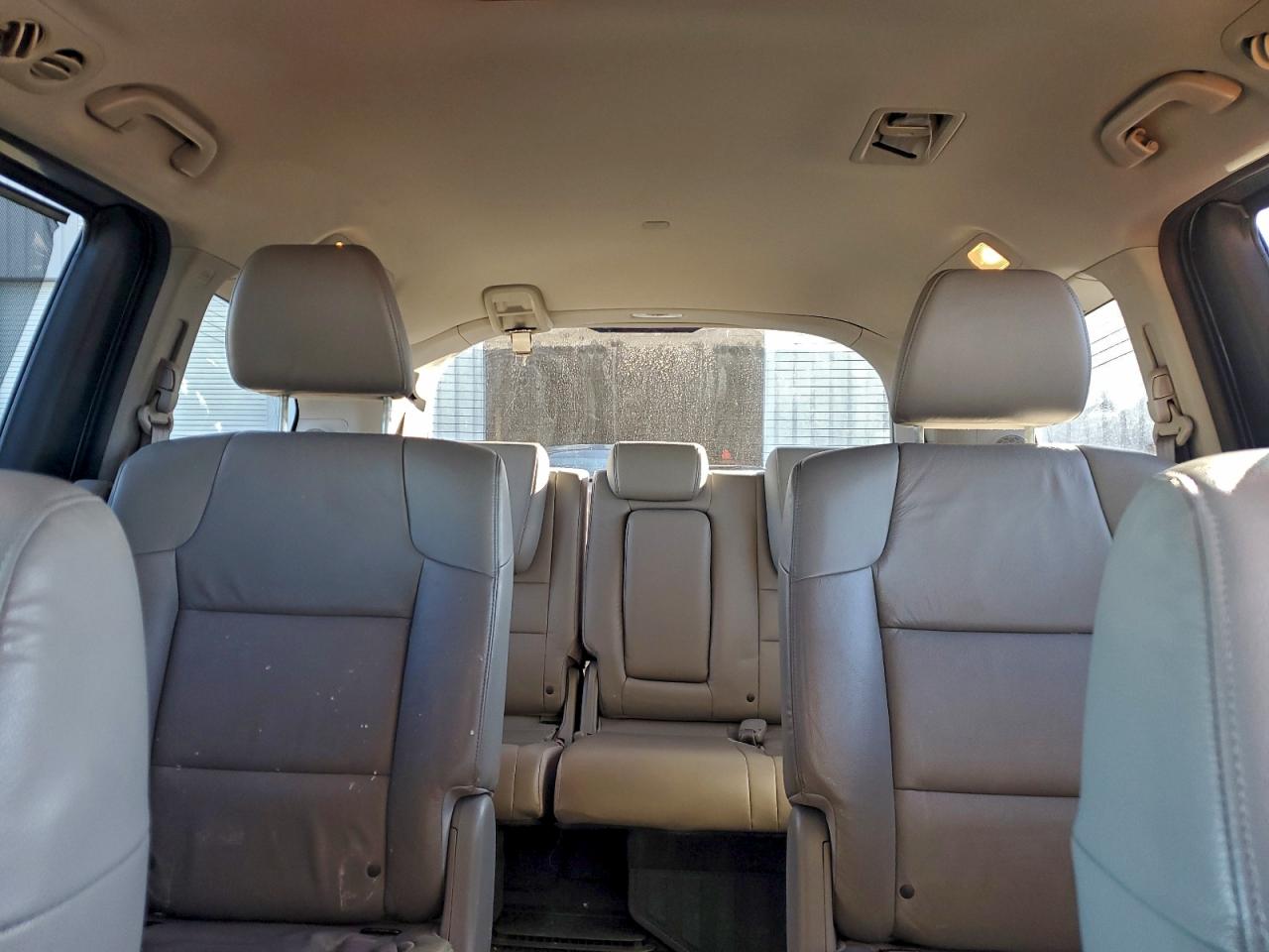 2012 HONDA ODYSSEY TOURING photo 19