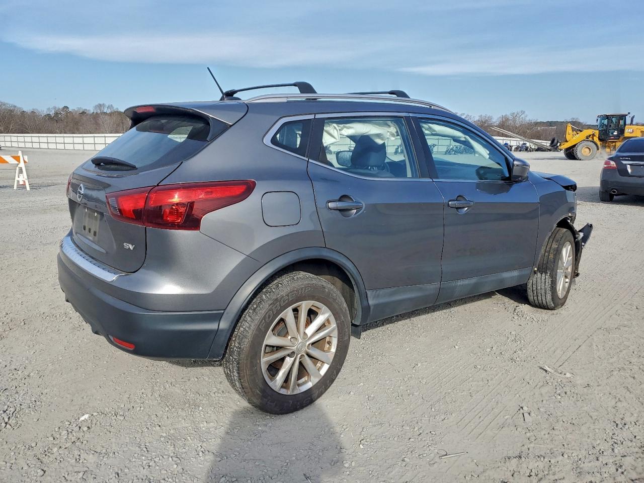 2018 NISSAN ROGUE SPORT S photo 3