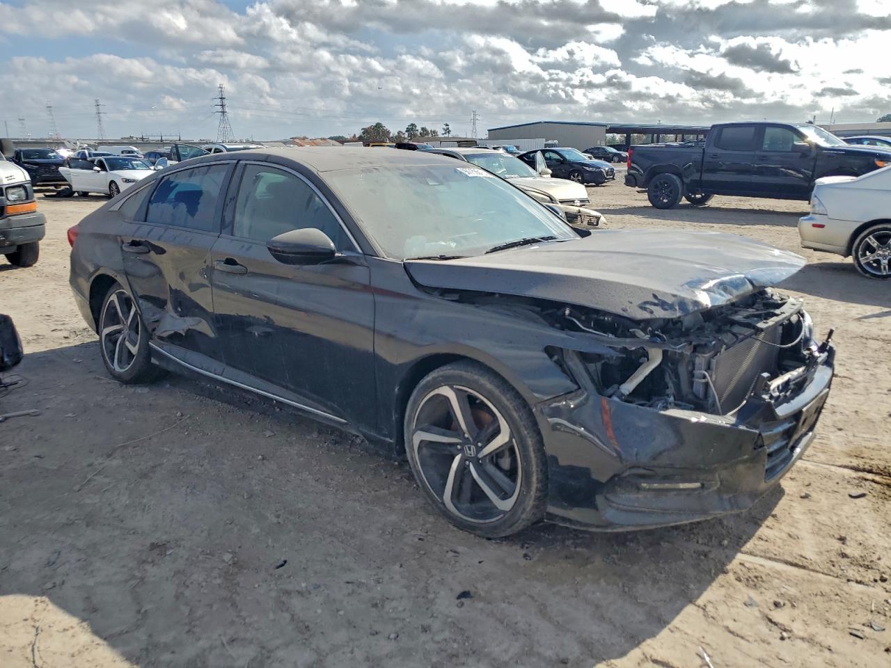 2018 HONDA ACCORD EX photo 4