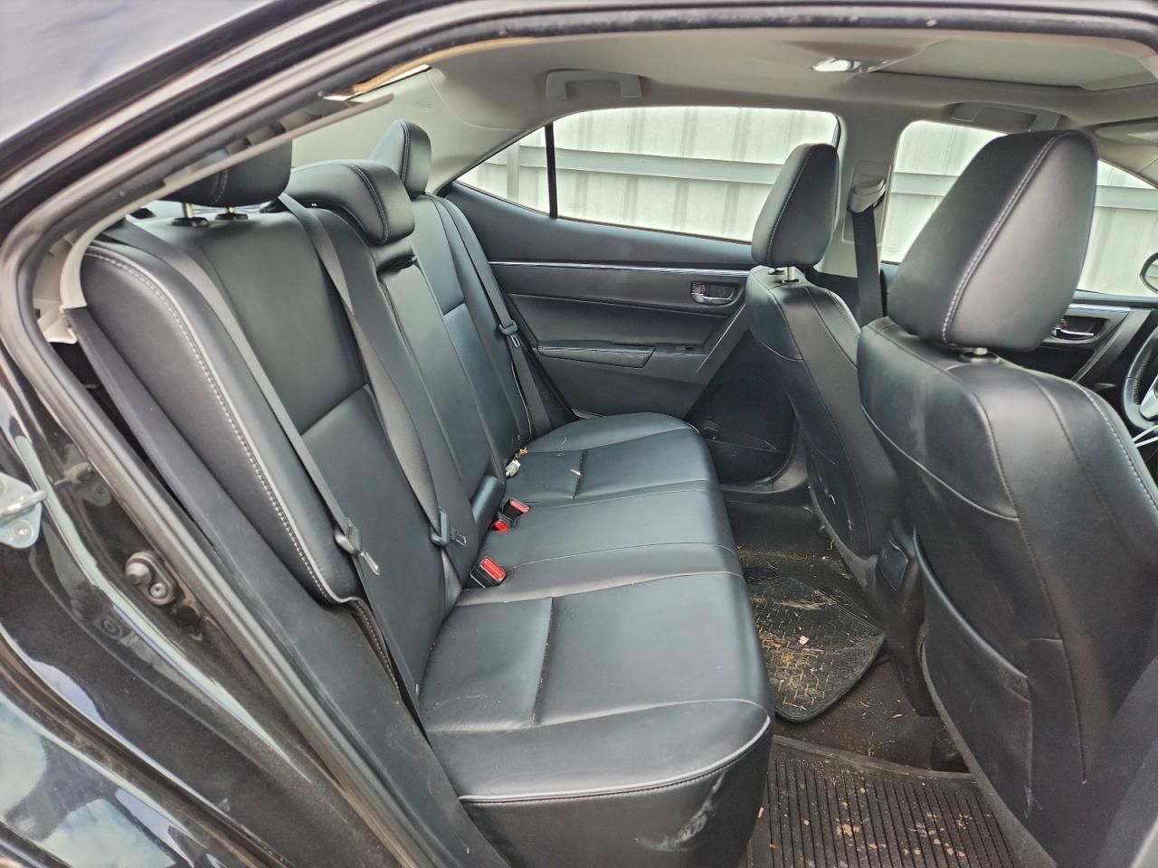 2015 TOYOTA COROLLA L photo 10
