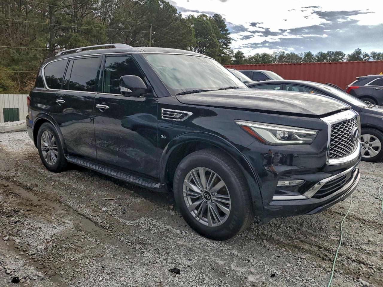 2018 INFINITI QX80 BASE photo 4