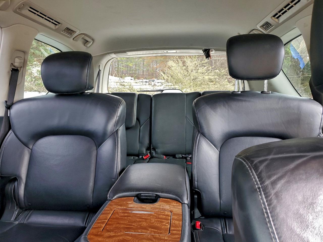 2018 INFINITI QX80 BASE photo 10