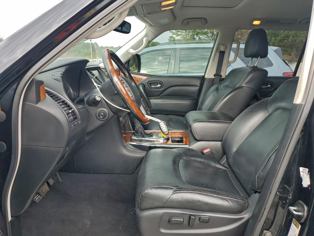 2018 INFINITI QX80 BASE photo 7