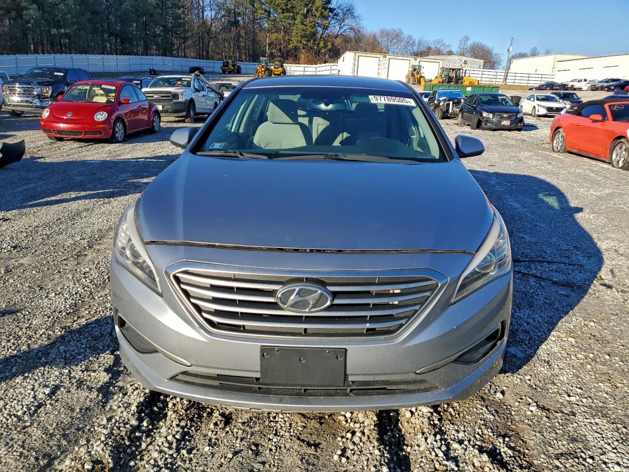 2017 HYUNDAI SONATA SE photo 5