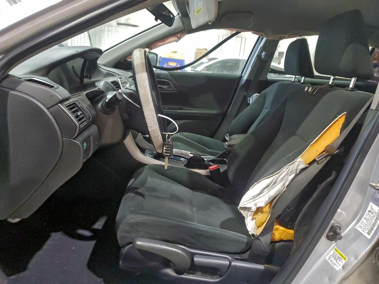 2013 HONDA ACCORD LX photo 7