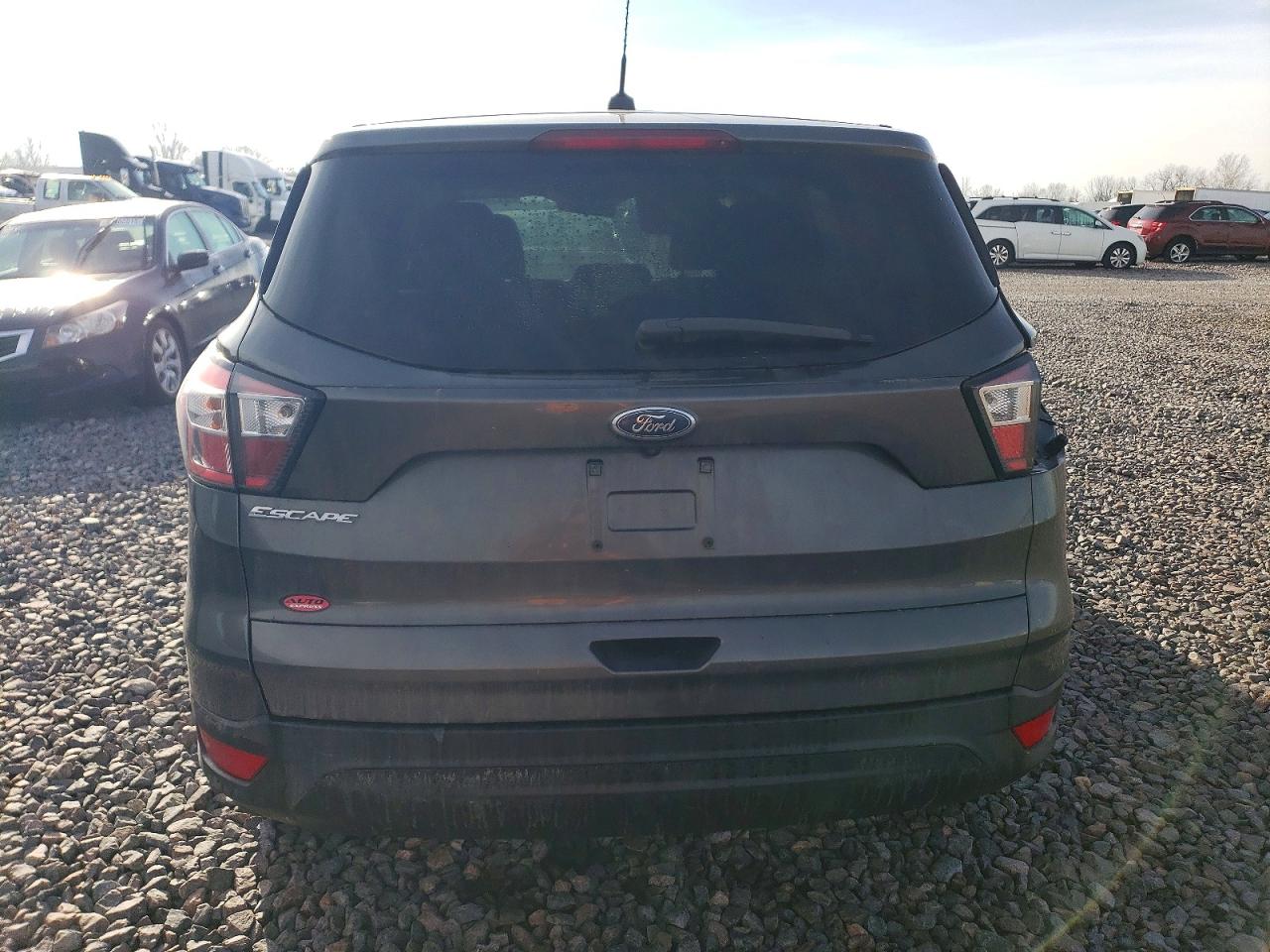 2017 FORD ESCAPE S photo 6
