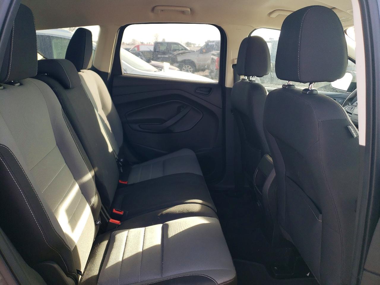 2017 FORD ESCAPE S photo 10