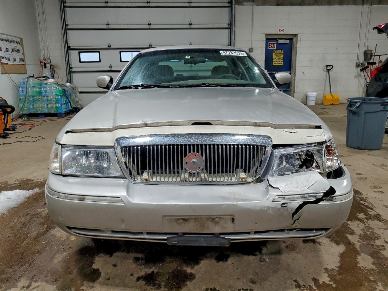 2003 MERCURY GRAND MARQUIS GS photo 5
