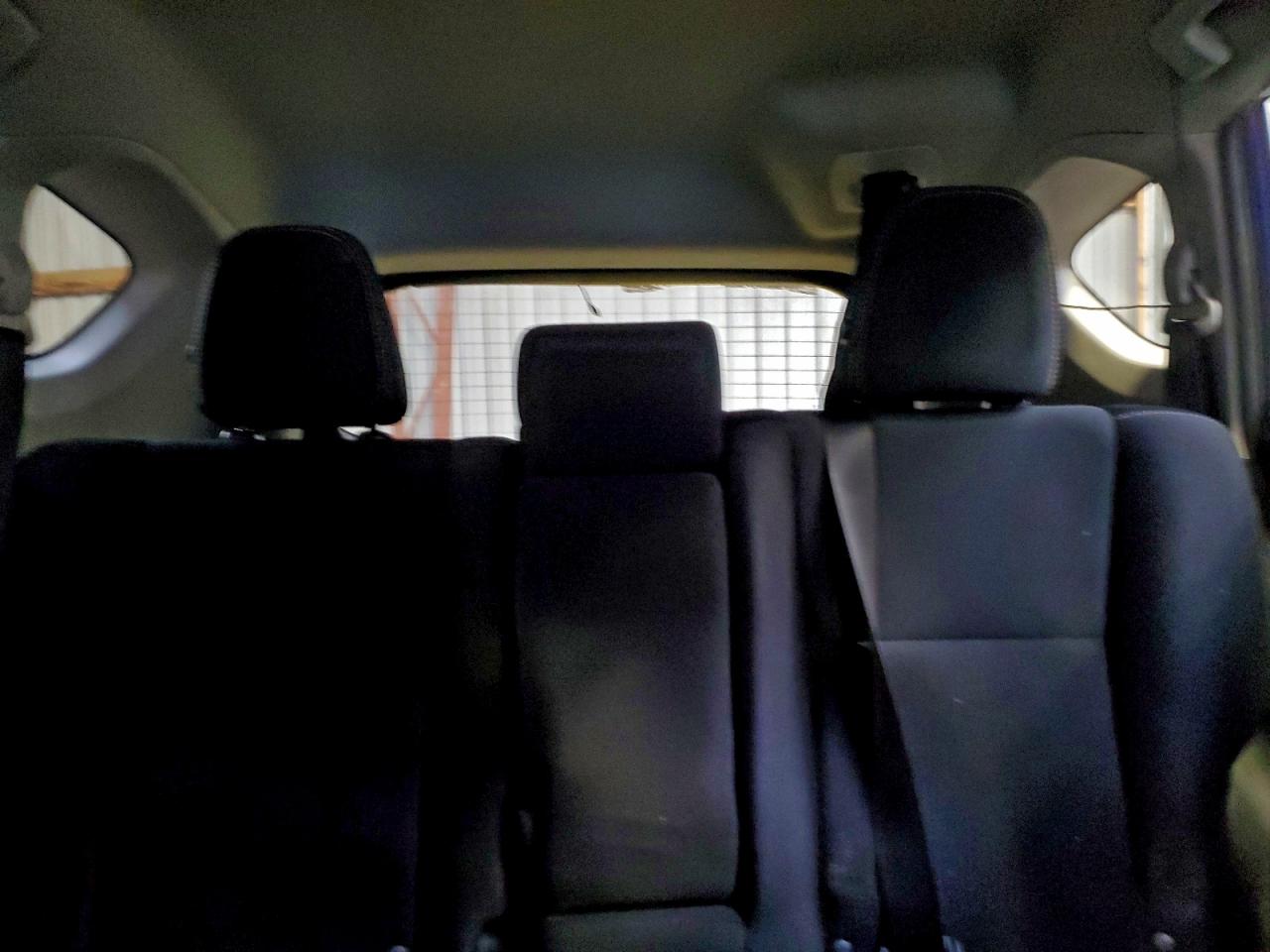 2014 TOYOTA RAV4 XLE photo 10