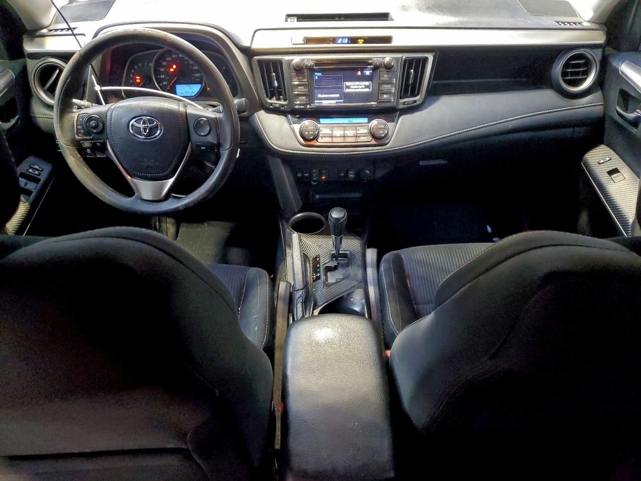 2014 TOYOTA RAV4 XLE photo 8
