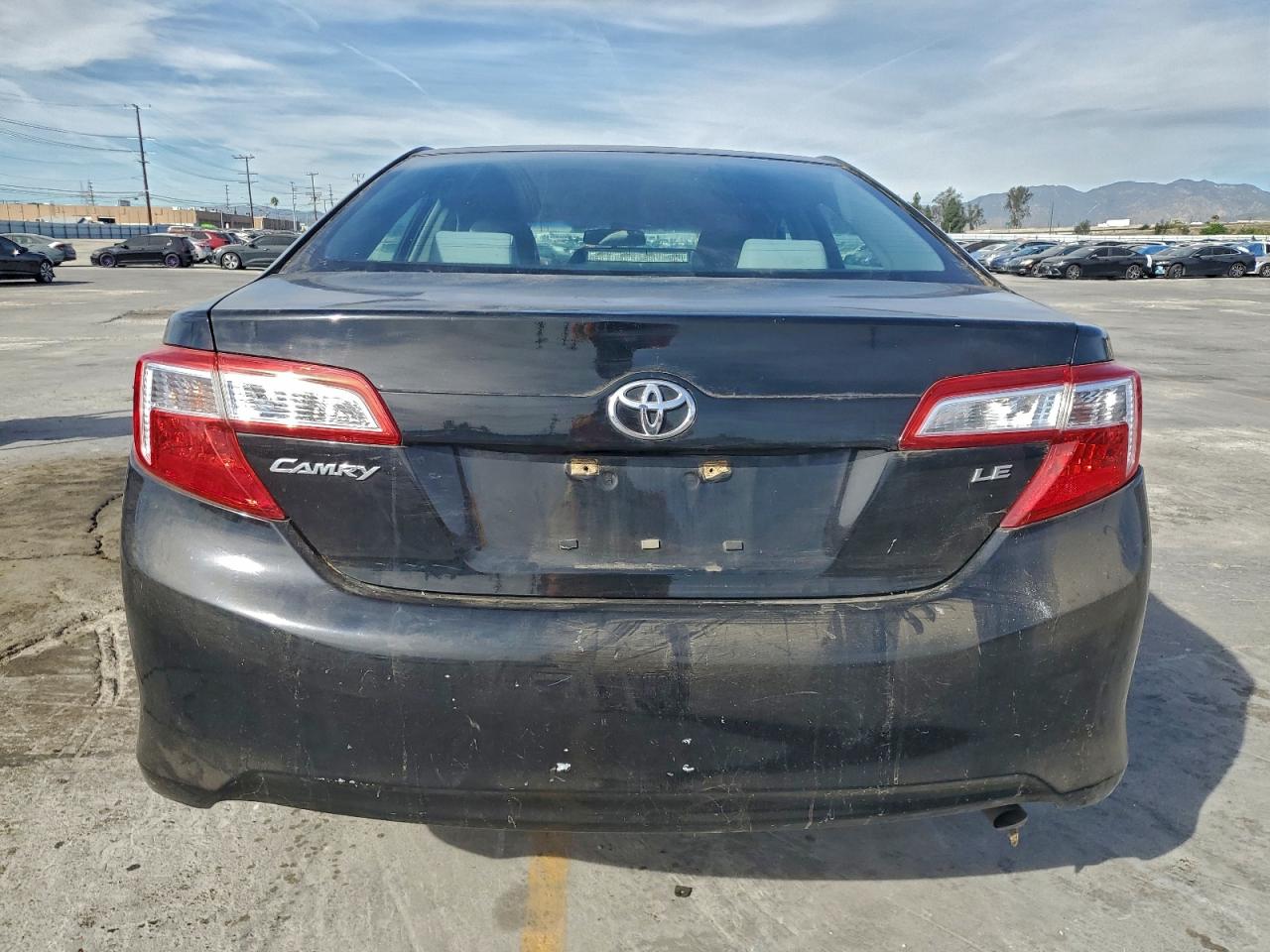2012 TOYOTA CAMRY BASE photo 6