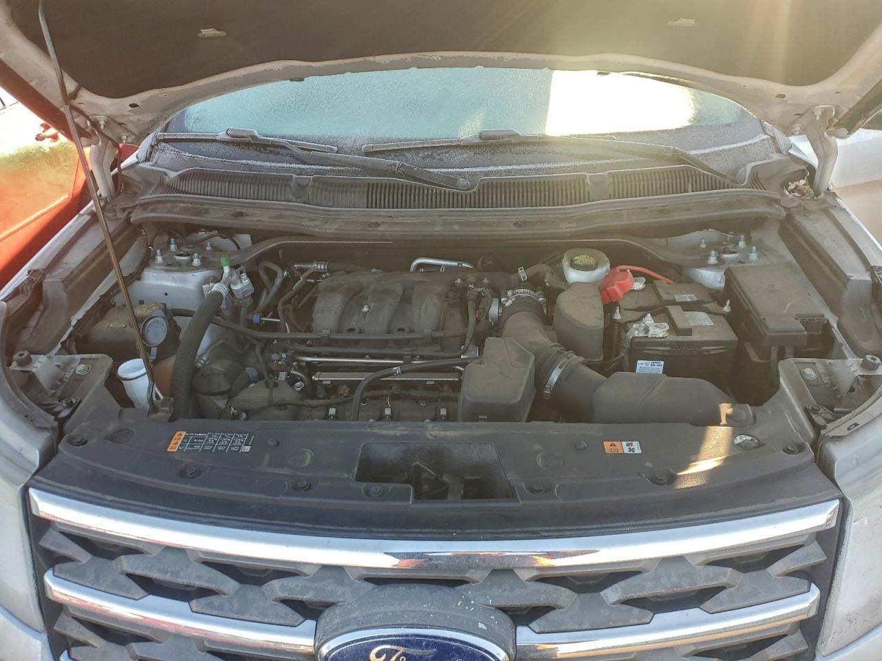2019 FORD EXPLORER photo 12