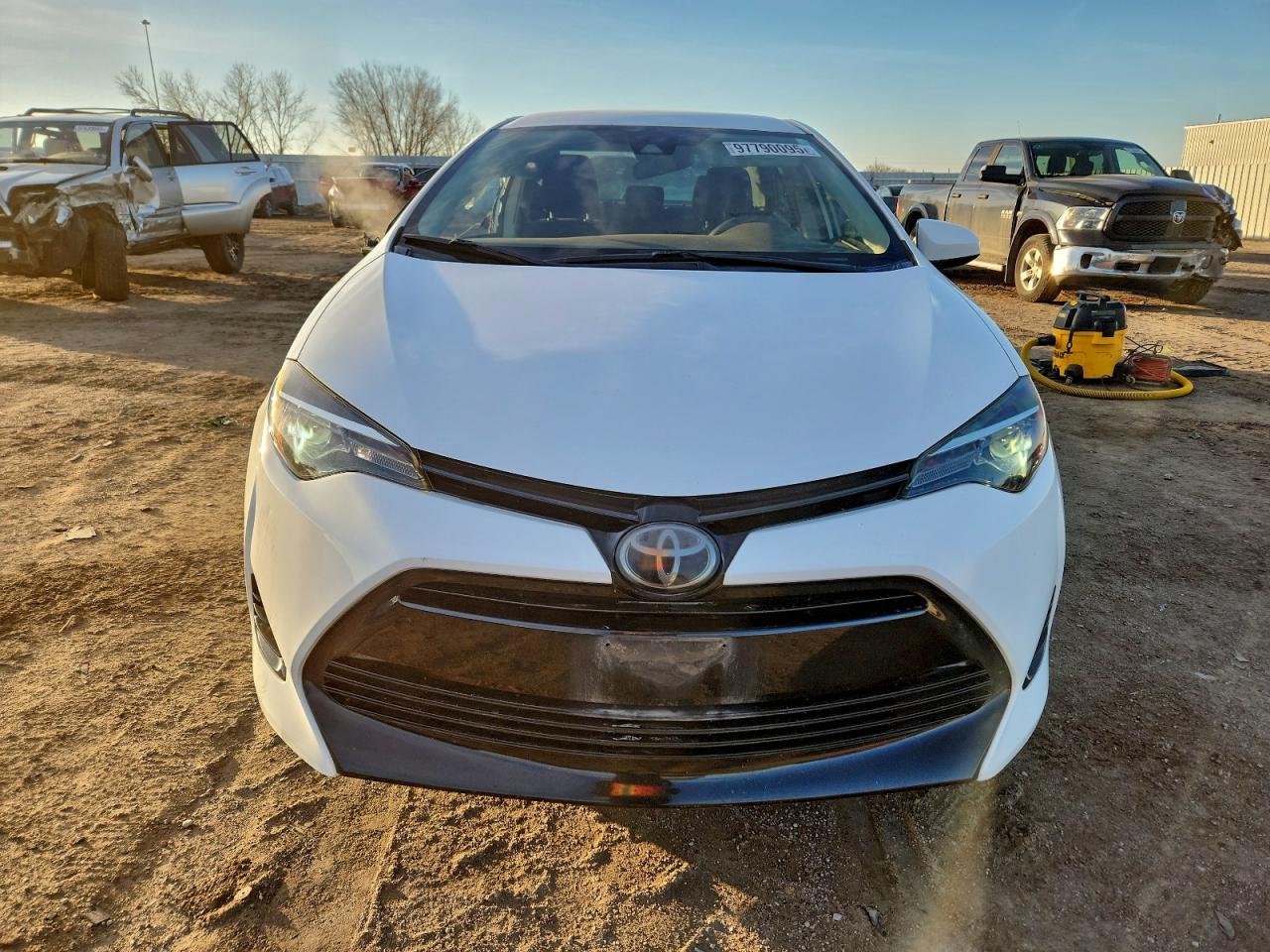 2018 TOYOTA COROLLA L photo 5