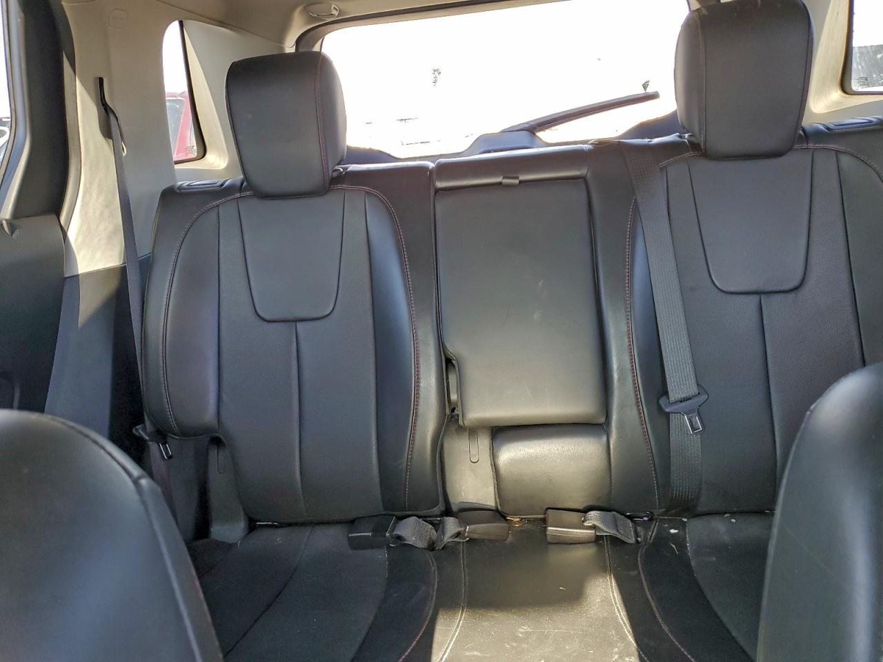 2017 GMC TERRAIN SLT photo 10