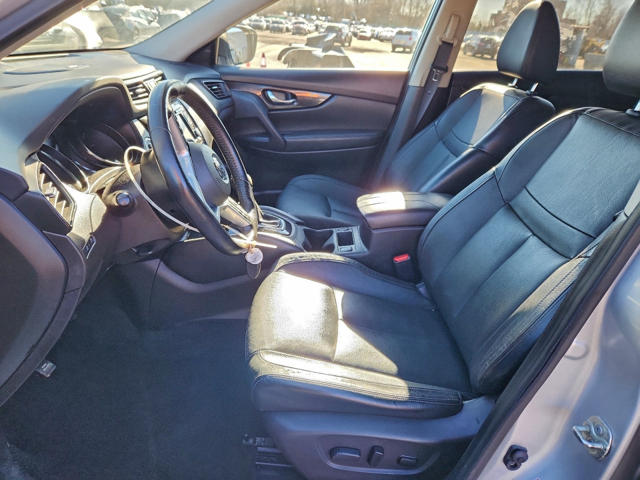 2017 NISSAN ROGUE S photo 13