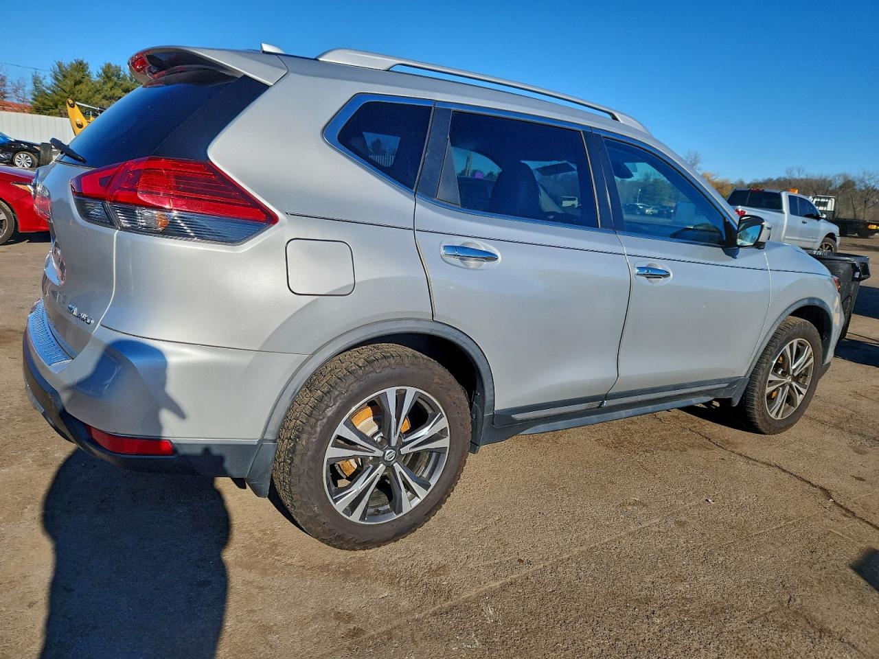 2017 NISSAN ROGUE S photo 5