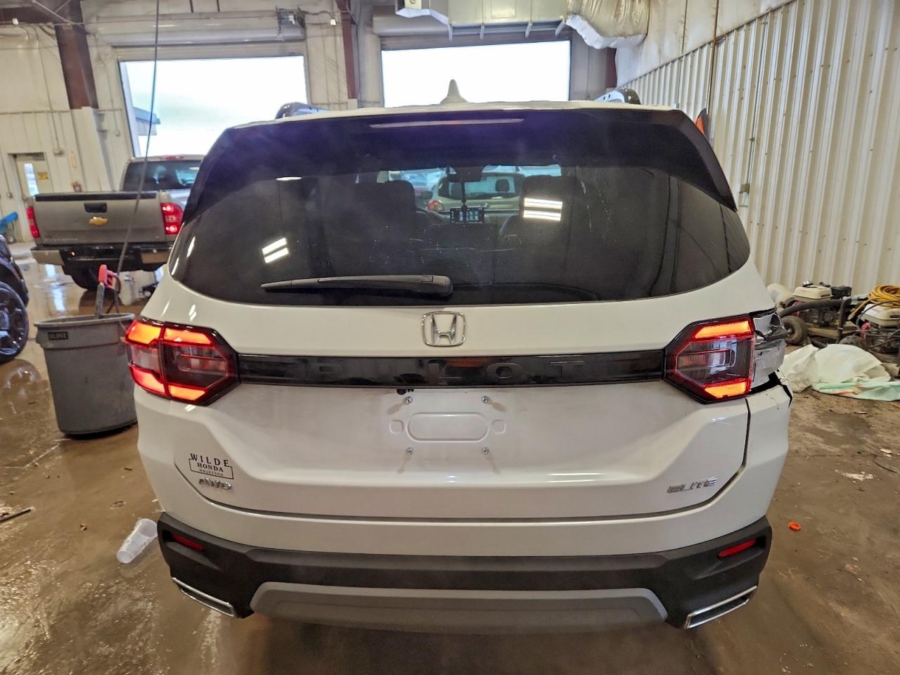 2025 HONDA PILOT ELITE photo 16