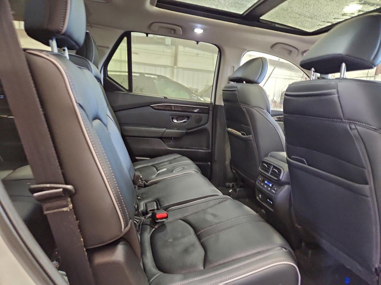 2025 HONDA PILOT ELITE photo 31