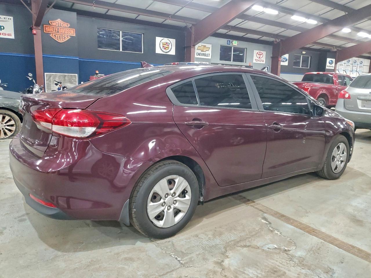 2017 KIA FORTE LX photo 3
