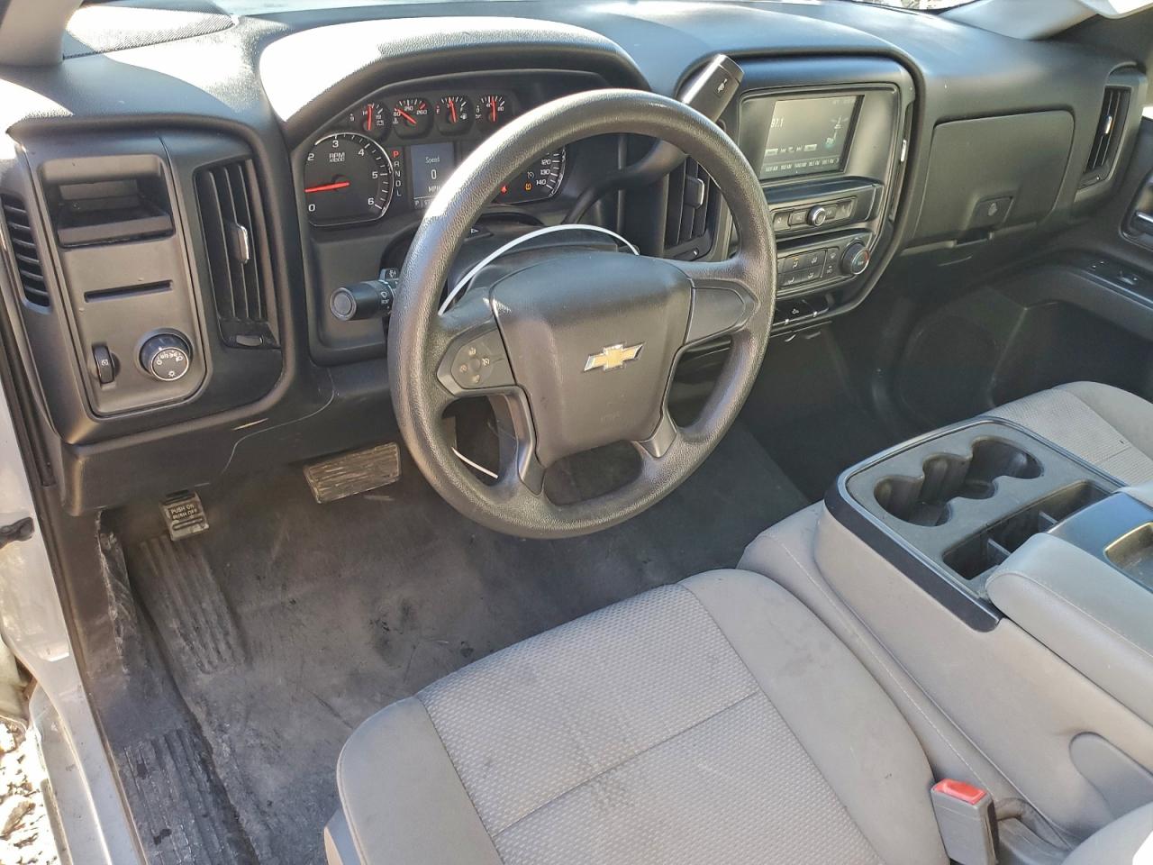 2018 CHEVROLET SILVERADO C1500 photo 8