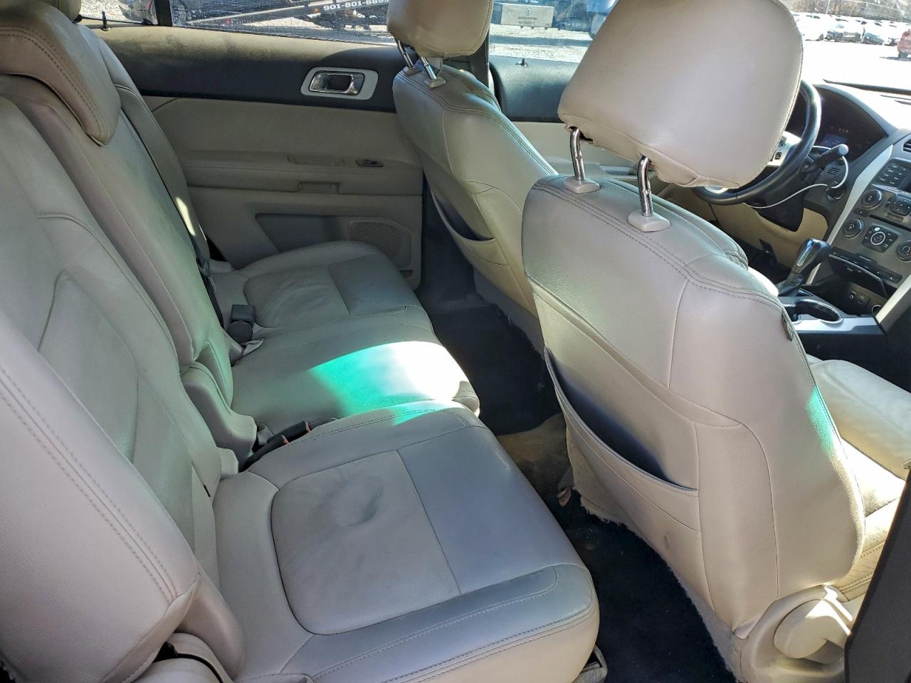 2015 FORD EXPLORER XLT photo 11