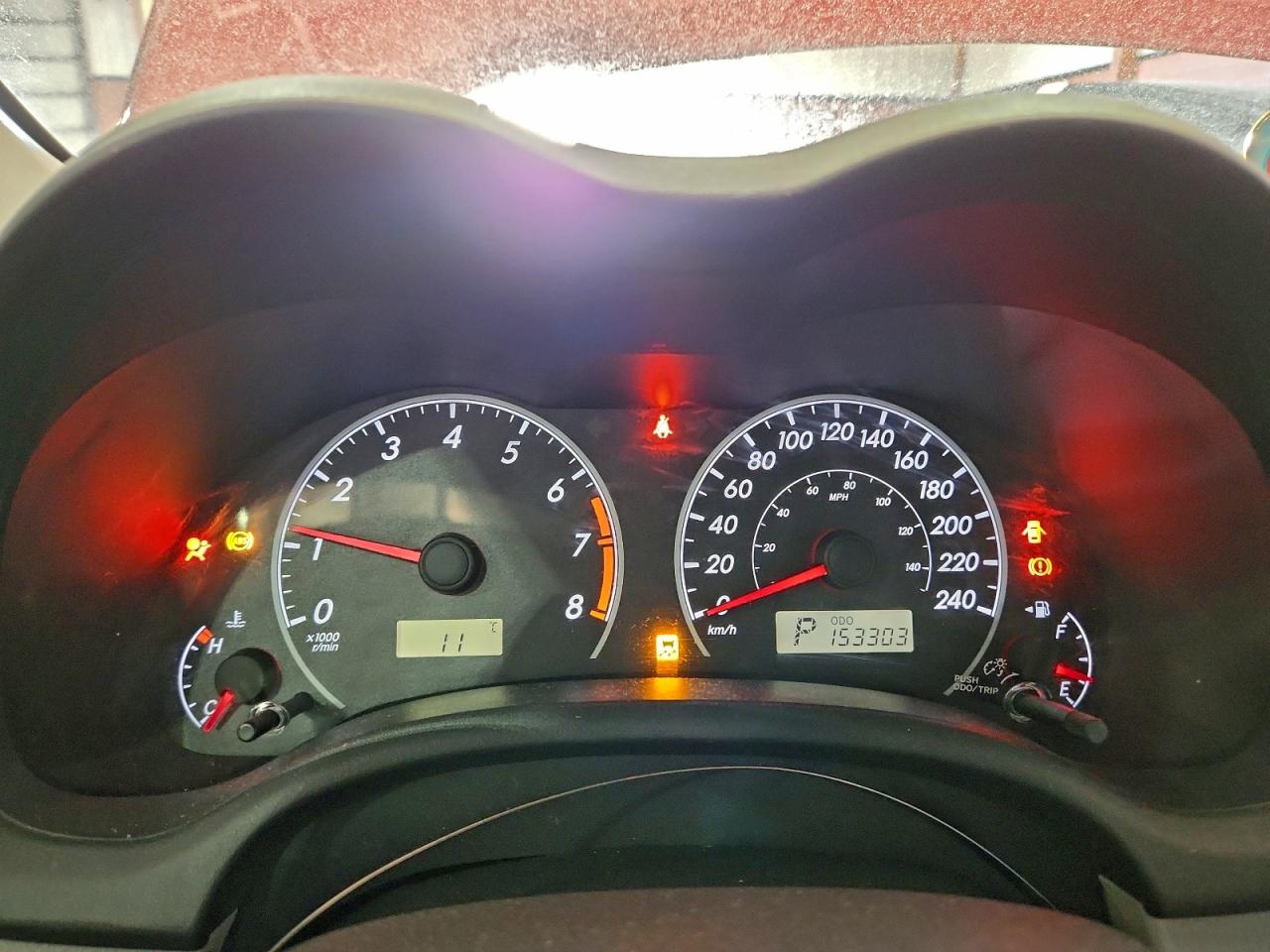 2013 TOYOTA COROLLA BASE photo 17