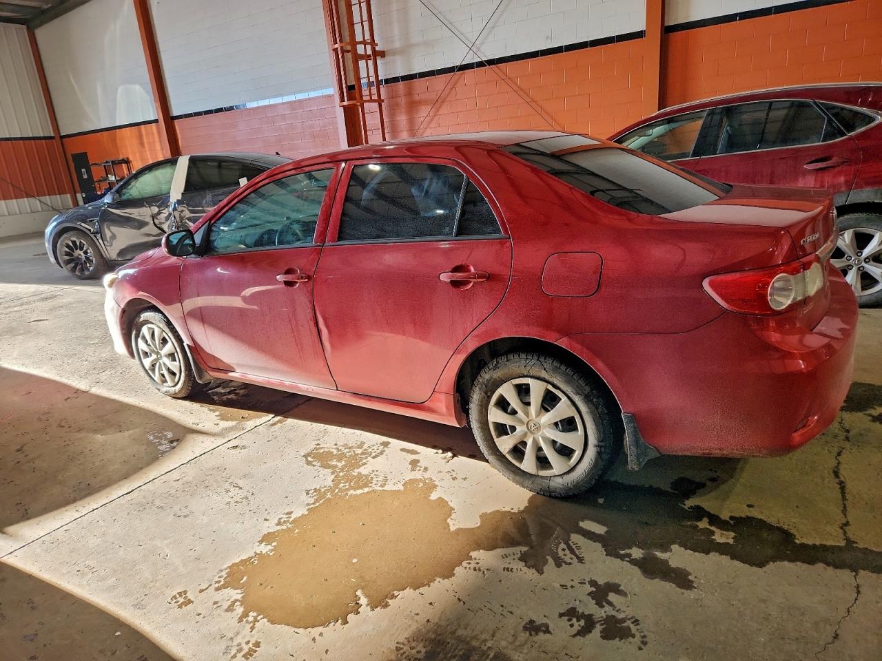 2013 TOYOTA COROLLA BASE photo 3