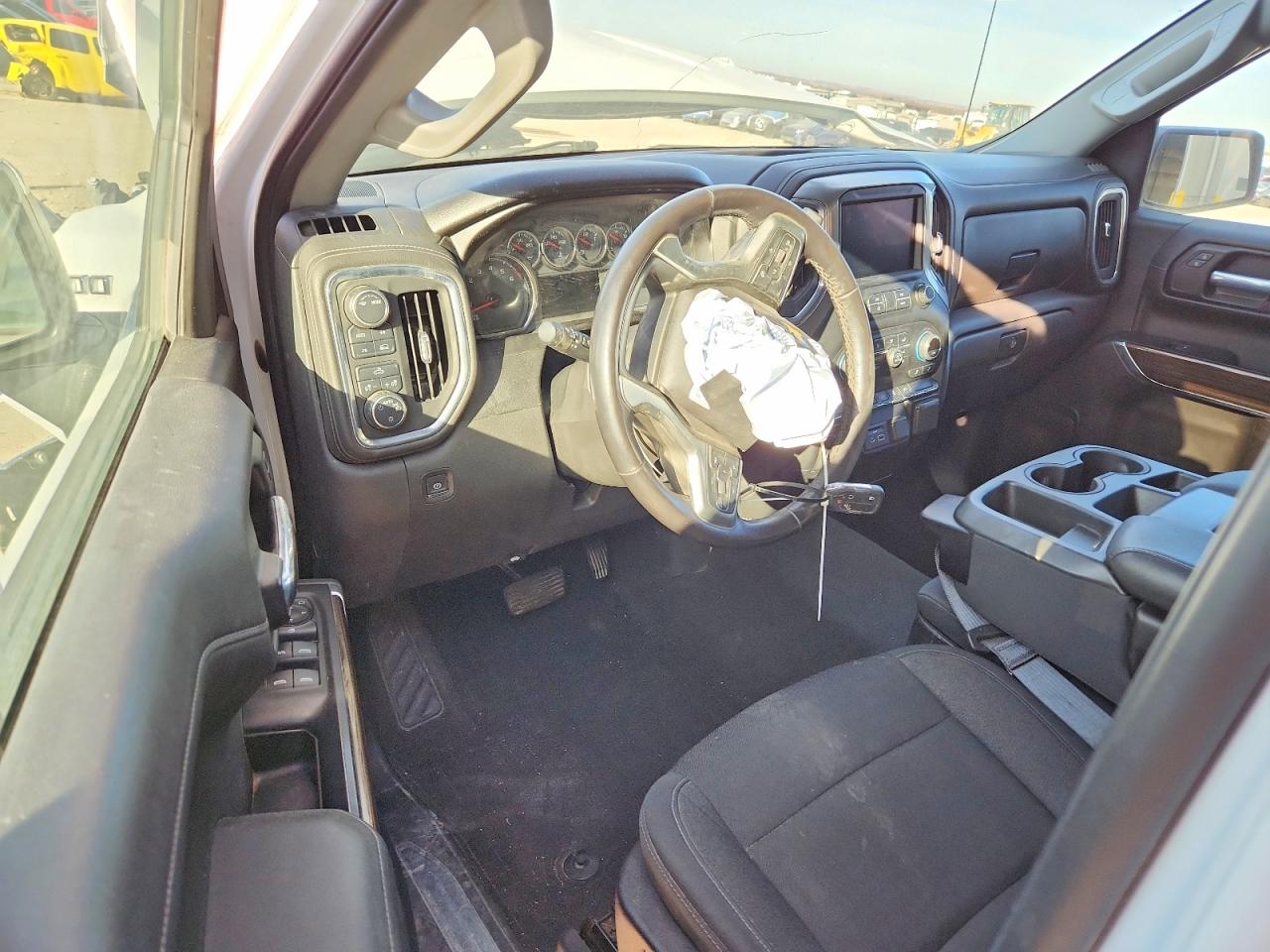 2020 CHEVROLET SILVERADO K1500 LT photo 22