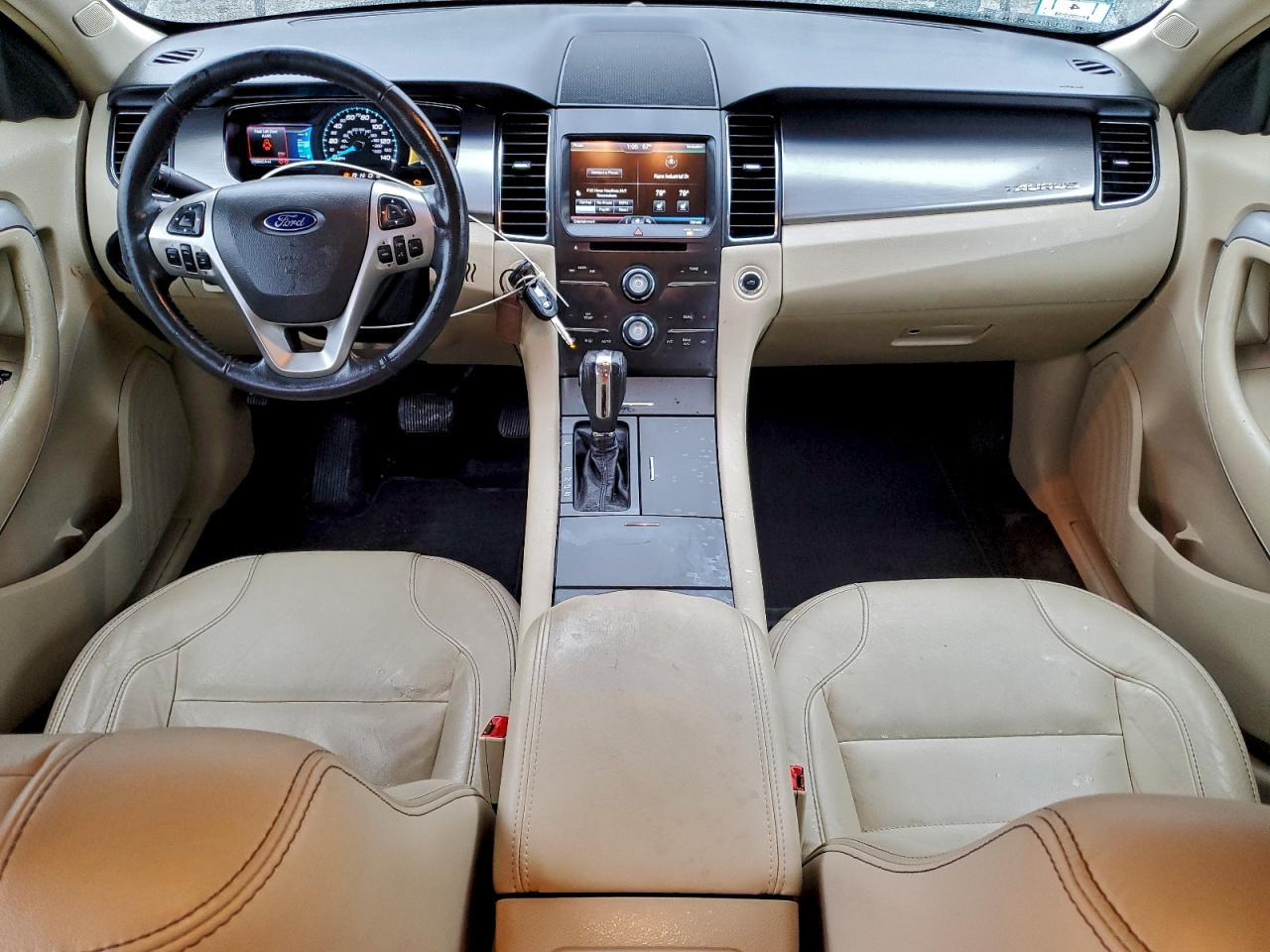 2014 FORD TAURUS SEL photo 8