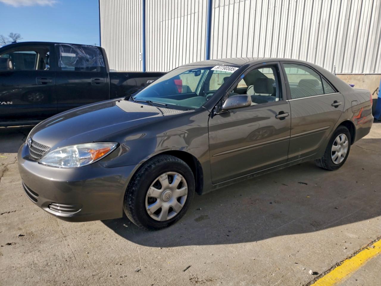 2004 TOYOTA CAMRY