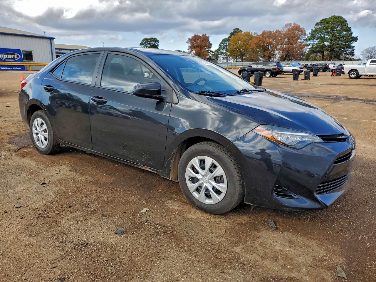 2017 TOYOTA COROLLA L photo 4